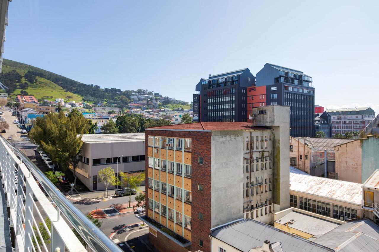 Backup-Power Eclectic Blue City View Apartment Cape Town Exterior photo